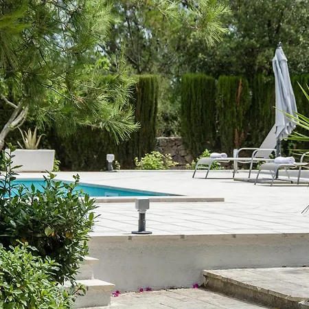 Ines Villa Ostuni